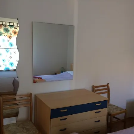 Apartman Mira Apartment *